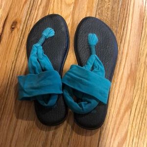 Sanuk sandals. Barely worn. Size 7